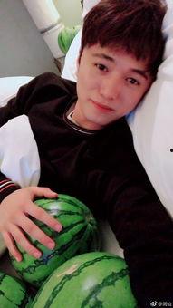 主播吃瓜娱乐圈是谁发明的,谁首创了这个热门话题？